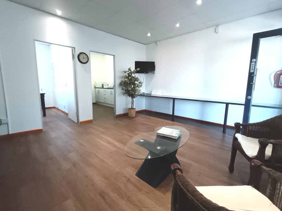 To Let Commercial Property for Rent in Fairview Eastern Cape